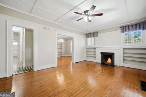 Living - Undisclosed, Jasper, GA 30143 photo 3 of 6