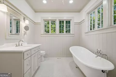 Bath - Undisclosed, Jasper, GA 30143 photo 3 of 3
