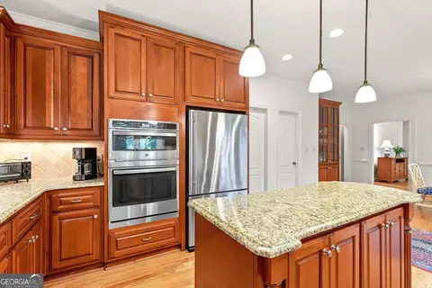 Kitchen - 884 Fairway Dr, Monroe, GA 30655 photo 5 of 6