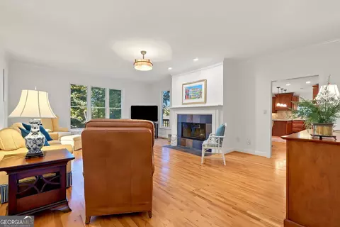 Living - 884 Fairway Dr, Monroe, GA 30655 photo 2 of 4