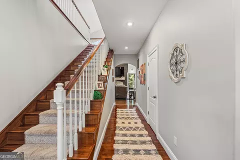Entry Way - 490 Middle River Rd, Americus, GA 31709 photo 4 of 7