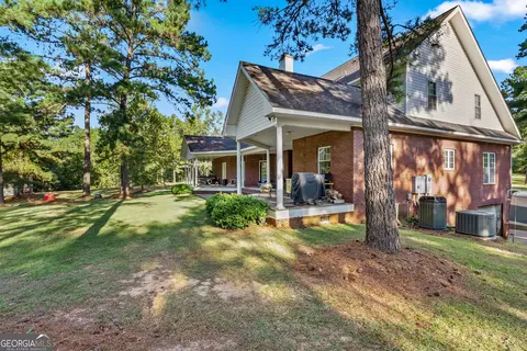 Exterior - 490 Middle River Rd, Americus, GA 31709 photo 6 of 18