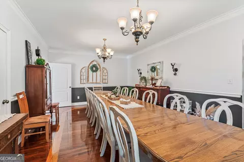 Dining - 490 Middle River Rd, Americus, GA 31709 photo 3 of 3