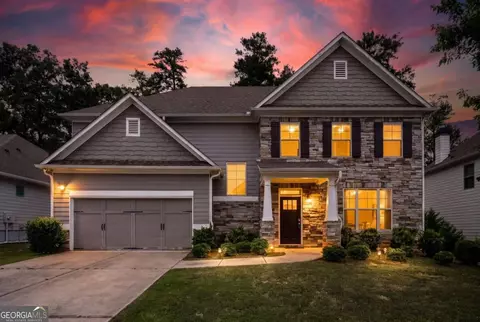 947 Halletts Peak Pl, Lawrenceville, GA 30044