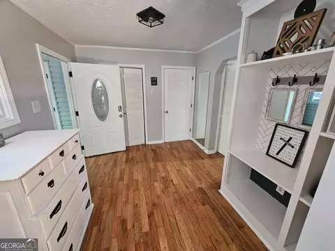 Entry Way - 290 Emerald Dr, Clarkesville, GA 30523 photo 1 of 3