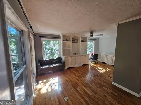 Living - 290 Emerald Dr, Clarkesville, GA 30523 photo 1 of 2