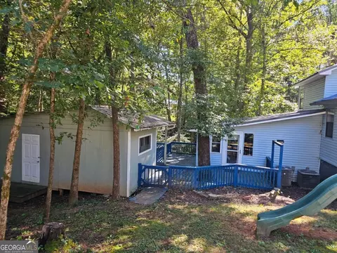 Exterior - 290 Emerald Dr, Clarkesville, GA 30523 photo 2 of 9