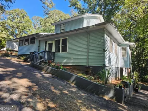 Exterior - 290 Emerald Dr, Clarkesville, GA 30523 photo 4 of 9