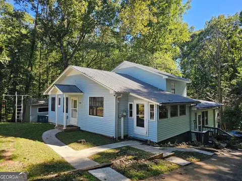 290 Emerald Dr, Clarkesville, GA 30523