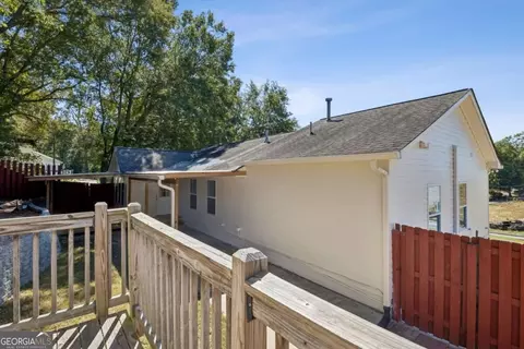 Exterior - 112 E Stephens St, Winder, GA 30680 photo 8 of 8