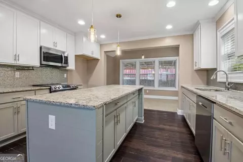 Other - 112 E Stephens St, Winder, GA 30680 photo 6 of 19