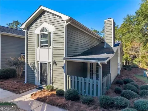 356 River Pointe Dr #356, Macon, GA 31211