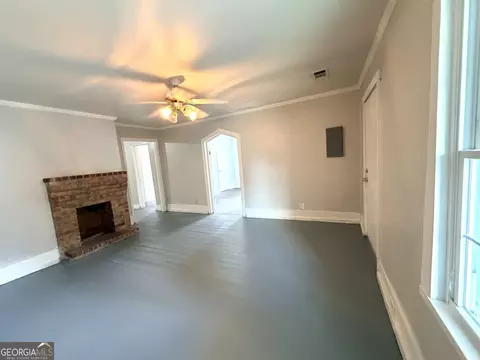 Living - 23 Walker St, Augusta, GA 30901 photo 2 of 4