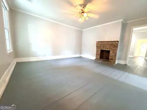 Living - 23 Walker St, Augusta, GA 30901 photo 1 of 4