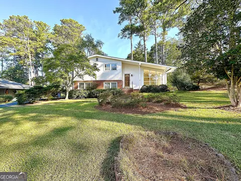 Exterior - 136 S Chilton Cres, Lagrange, GA 30240 photo 2 of 6