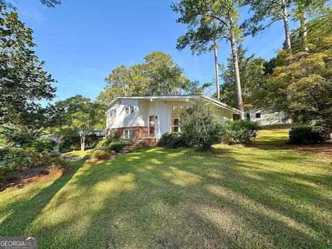 Exterior - 136 S Chilton Cres, Lagrange, GA 30240 photo 3 of 6