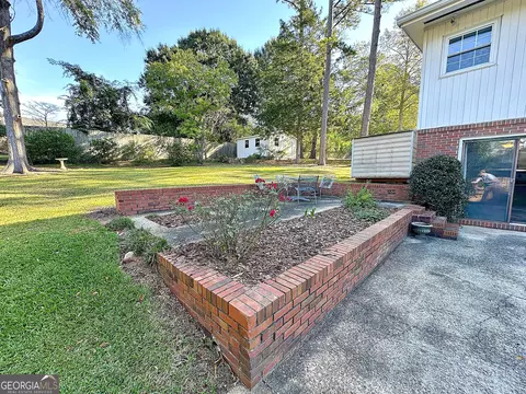 Exterior - 136 S Chilton Cres, Lagrange, GA 30240 photo 5 of 6