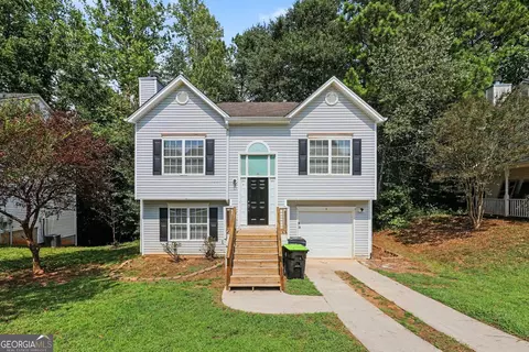 4102 Robin Cir, Atlanta, GA 30349