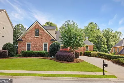 Exterior - 2065 Democracy Dr, Buford, GA 30519 photo 2 of 11