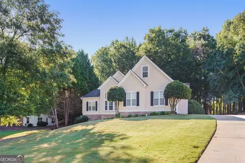 245 Ryans Ct, Sharpsburg, GA 30277
