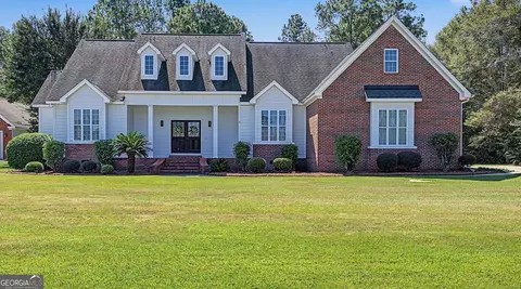 117 W Westerlee Dr, Leesburg, GA 31763