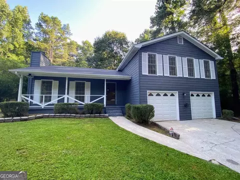 130 Carrollwood Dr, Fayetteville, GA 30215