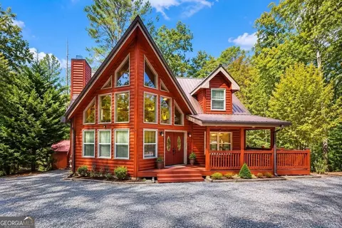 1466 Newport Dr, Ellijay, GA 30540