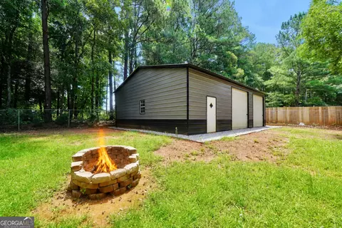 Exterior - 105 Dawn Ct, Jackson, GA 30233 photo 3 of 10