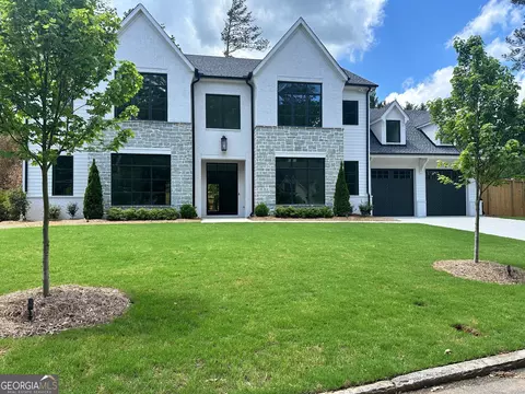 4550 Jolyn Pl, Sandy Springs, GA 30342