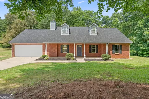 169 Meadow View Dr, Jackson, GA 30233