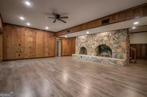 Living - 160 Lake Forest Dr, Athens, GA 30607 photo 12 of 15