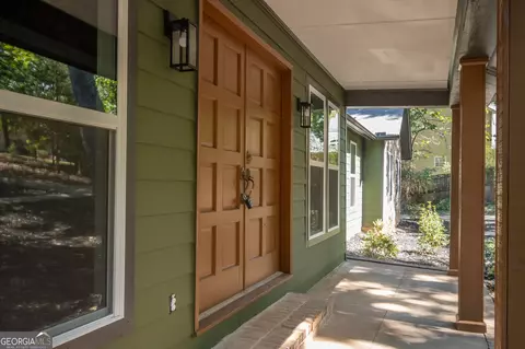 Exterior - 160 Lake Forest Dr, Athens, GA 30607 photo 3 of 8