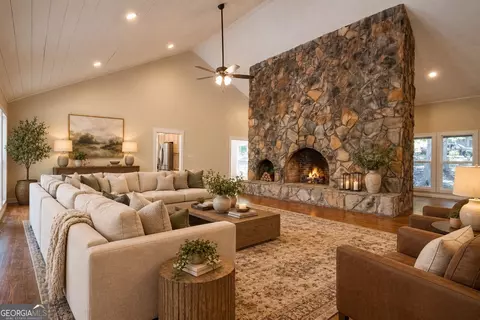 Living - 160 Lake Forest Dr, Athens, GA 30607 photo 5 of 15