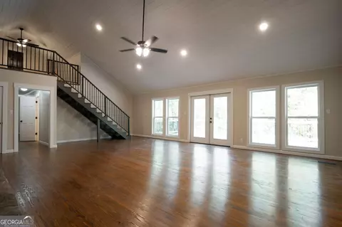 Living - 160 Lake Forest Dr, Athens, GA 30607 photo 1 of 15
