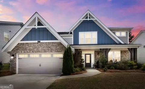 147 Michigan Cir, Hoschton, GA 30548