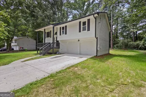 2152 Cedar Creek Ln, Lithia Springs, GA 30122