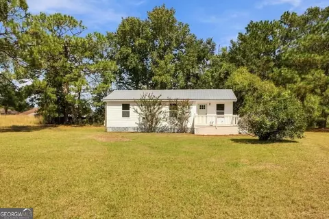 2087 Shaw Rd, Hinesville, GA 31313