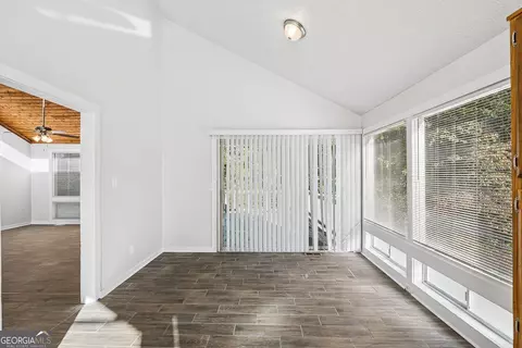 Entry Way - 587 Farmbrook Trl NE, Kennesaw, GA 30144 photo 2 of 2