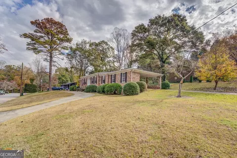 7111 Indian Creek Cir SW, Covington, GA 30014
