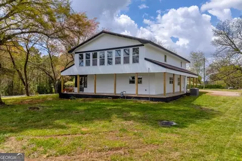 8606 Holly Springs Rd, Maysville, GA 30558