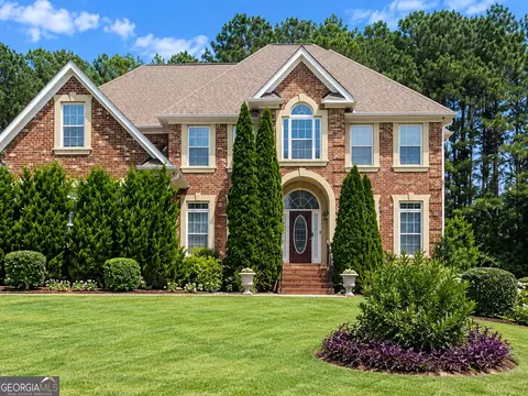 2633 Crest Valley Dr, Conyers, GA 30094