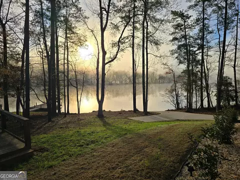 View/Area - 391 Parker Rd, Covington, GA 30014 photo 9 of 12