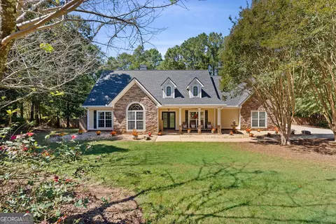 304 Pembroke Ct, Mcdonough, GA 30252