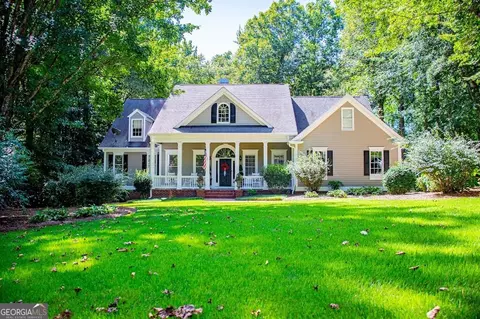 55 Wynridge Dr, Carrollton, GA 30116