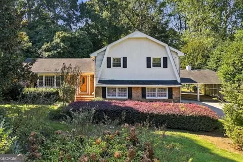 2051 Hemlock Trl, Snellville, GA 30078