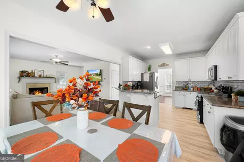 Dining - 207 Arthur Dr, Mcdonough, GA 30252 photo 2 of 4