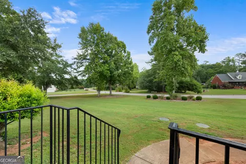 Exterior - 207 Arthur Dr, Mcdonough, GA 30252 photo 8 of 10