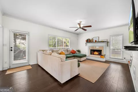 Living - 207 Arthur Dr, Mcdonough, GA 30252 photo 1 of 3