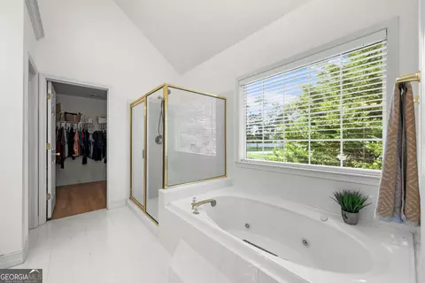 Bath - 207 Arthur Dr, Mcdonough, GA 30252 photo 4 of 5