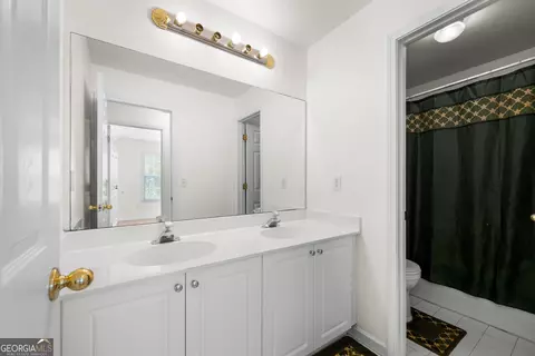 Bath - 207 Arthur Dr, Mcdonough, GA 30252 photo 5 of 5